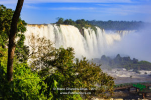 Devil's Throat at the Iguassu Falls between Brazil and Argentina © Mano Chandra Dhas