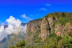 Kodaikanal, Tamil Nadu, India - Rare View Of The Pillar Rocks Without The Usual Cover Of Mist And Fog